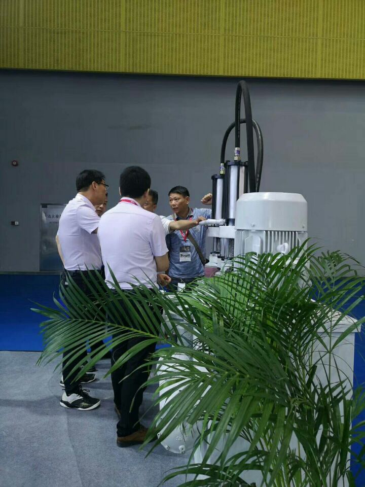 咸陽華星泵業參加2019年廣州陶瓷展會3.jpg